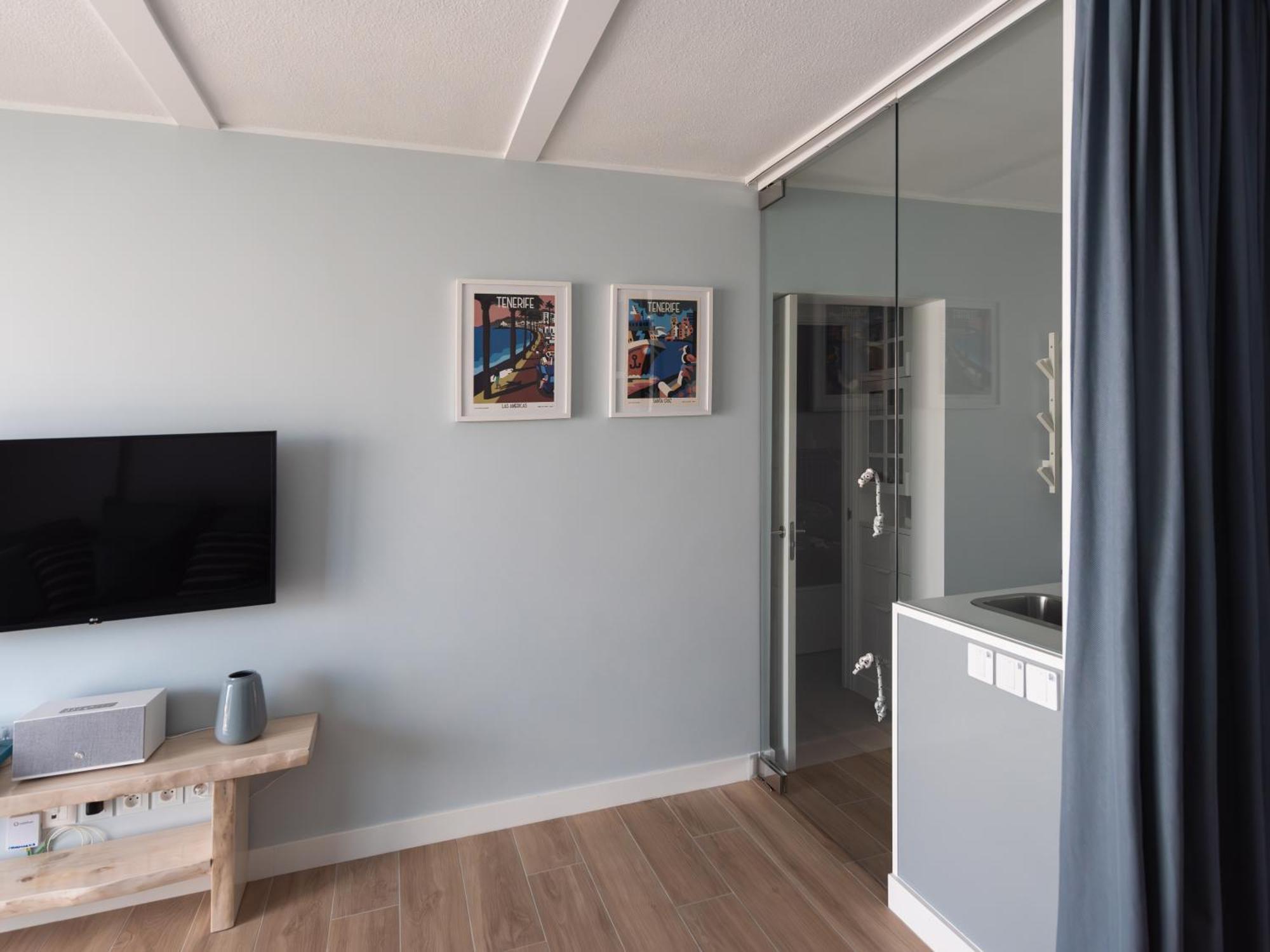 Wow Apartment With Private Jacuzzi And 2 Terraces In Los Christianos Los Cristianos  Exterior photo